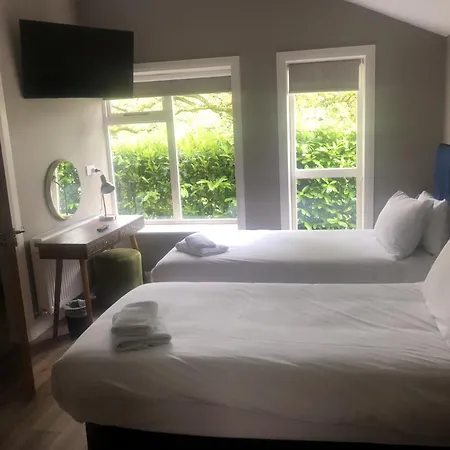 Wells House & Gardens Self Catering The Mill Accessible Cottage Sleep 6-2