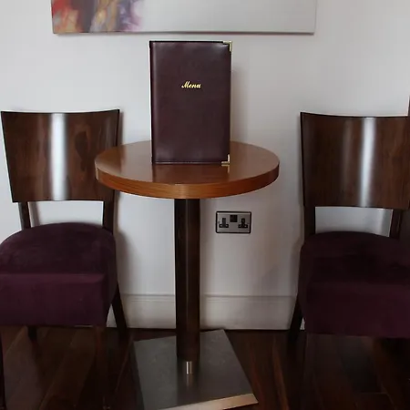 The Lombard Townhouse-3