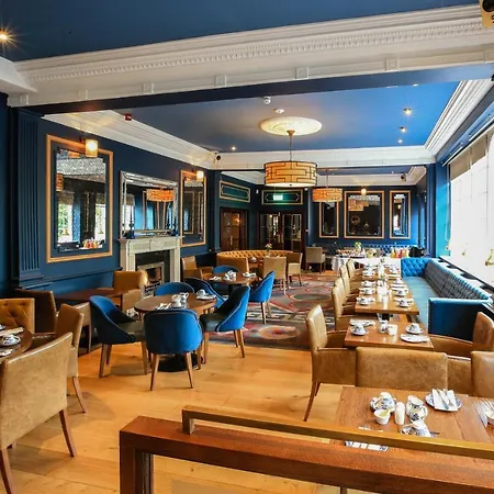 Gleesons Townhouse Booterstown-2