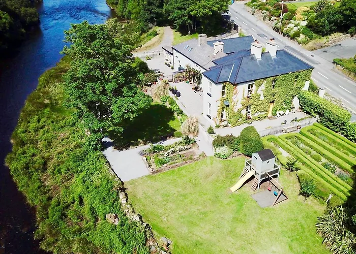 Riverside House Newport 