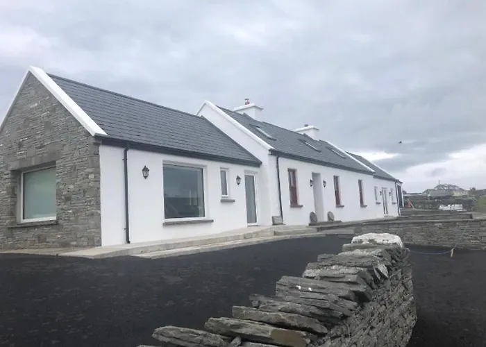 Conway'S Cottage With Sea View Nestling By Cliffs-Of-Moher
