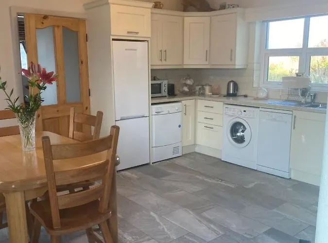 Hillview Cottage