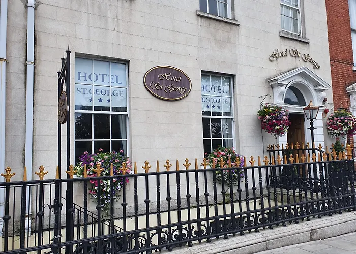 Hotel St George By Nina