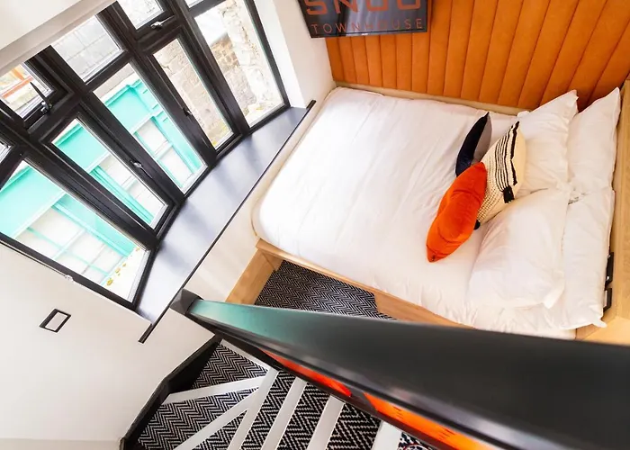 The Snug Townhouse