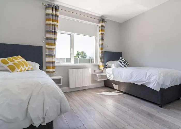Burrows Lodge, The Sand Dunes Room 3 Tramore