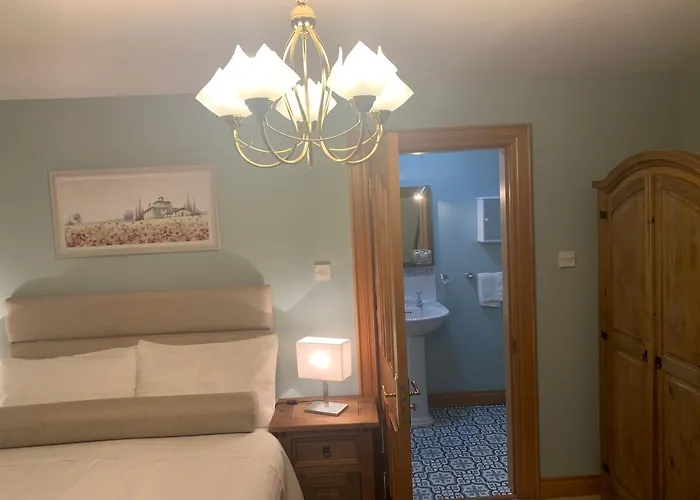 Mayrone House B&B