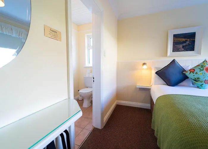 Ashe'S Accommodation