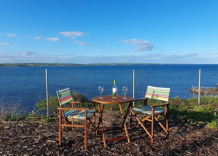 Ballycotton Holiday Apartment No 6 By Trident Holiday Homes