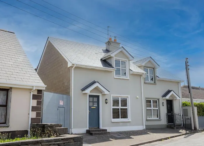 Kilkee Townhouse By Trident Holiday Homes
