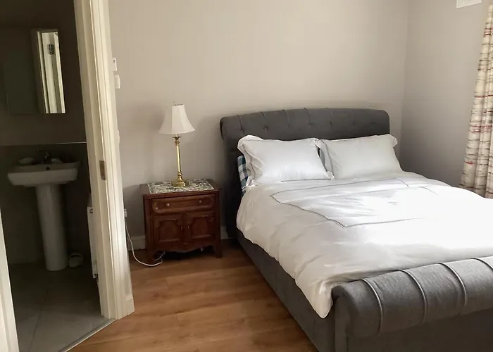 4 Cois Glaisin View