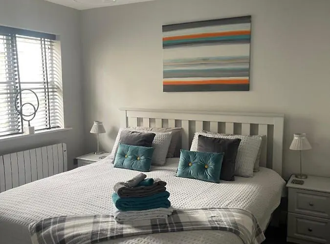 4 The Archways Hotel Carrick-on-Shannon