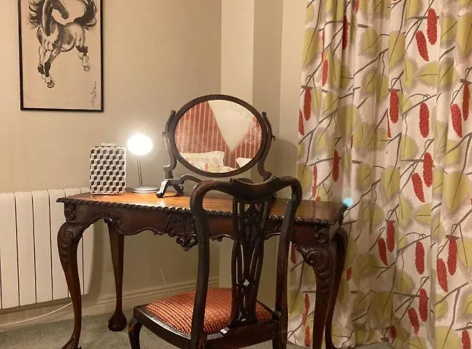 Self Catering Apartment- 11A Westbourne Place