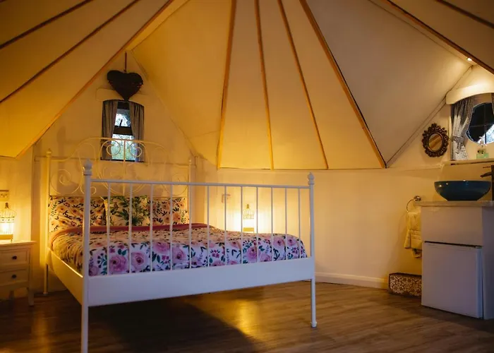 Mayo Glamping