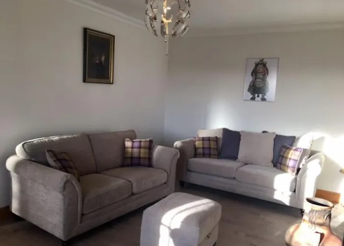 An Uaimh , Superb 6 Bedroom House.