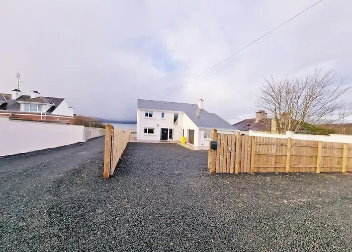 Buncrana Beach House By Wild Atlantic Wanderer