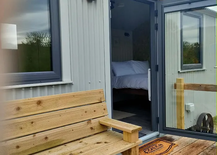 Dingle Way Glamping Danu Annascaul