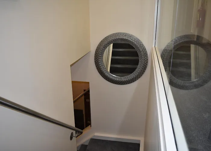 Round Tower Hotel Ardmore 