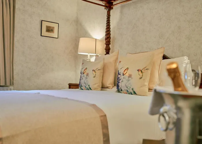 Seaview House Hotel