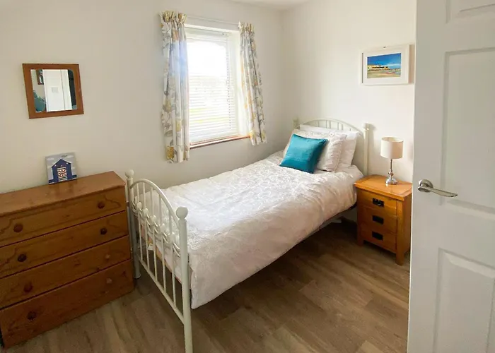 Moore Bay Holiday Homes No 18A By Trident Holiday Homes