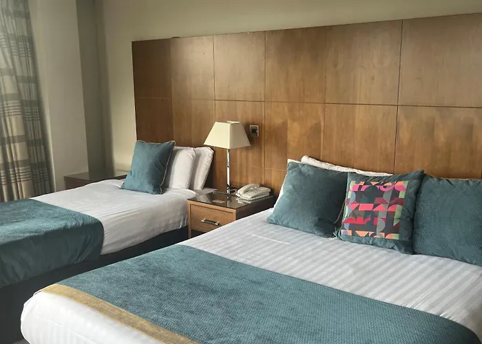 Cryans Hotel