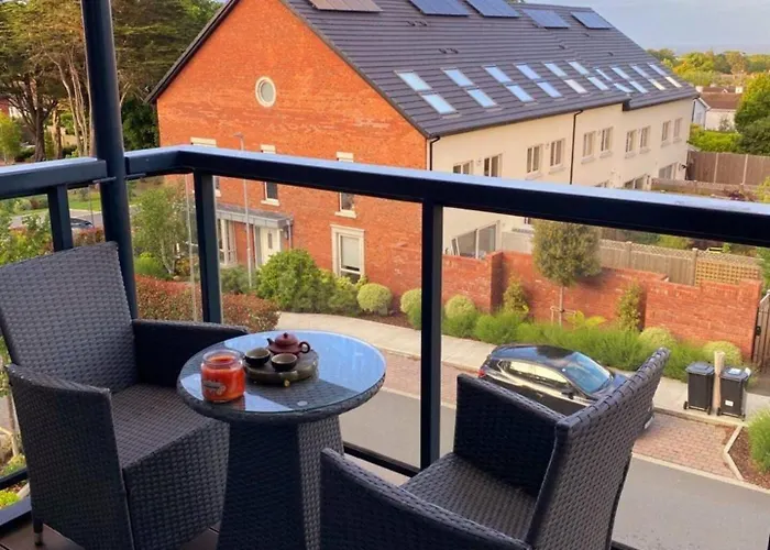 Deluxe Seaview Apartment