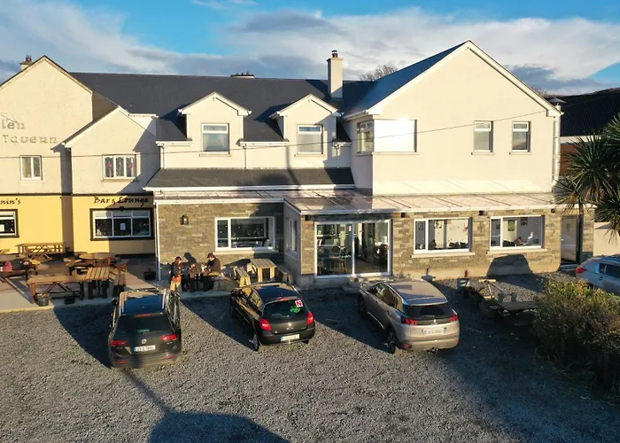 John Eoinin'S Bar And Accommodation