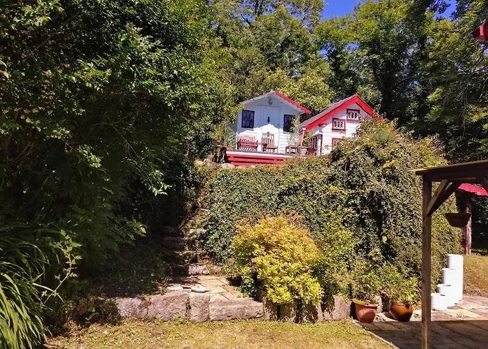 The Limehouse Cottage