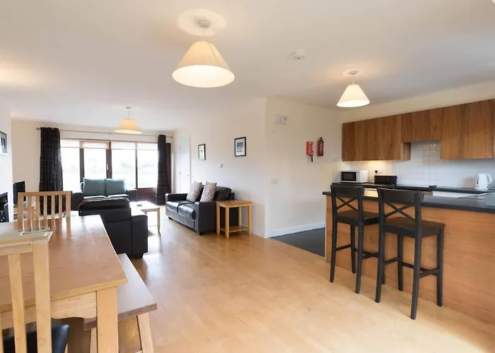 Charming 3 Bedroom Holiday Home