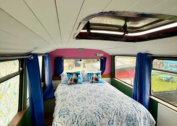 Ballinadee Bus