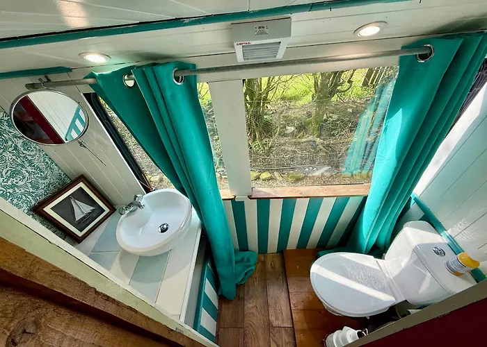 Ballinadee Bus