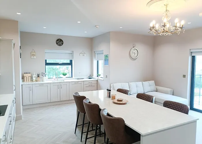 Ocean Breeze Apt 2