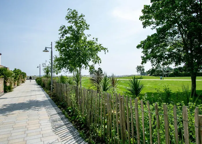 Malahide On The Green