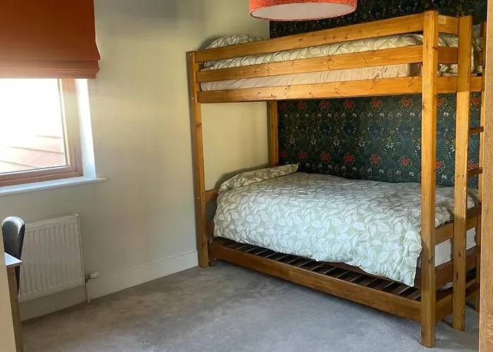 Ev Friendly & Stylish Dunmore East Holiday Home Sleeps 7