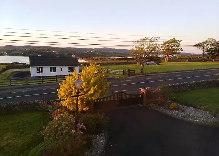 Madra Rua Organic Accommodation