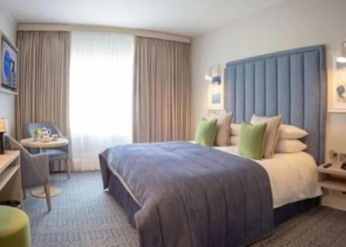 Four Seasons Hotel, Carlingford