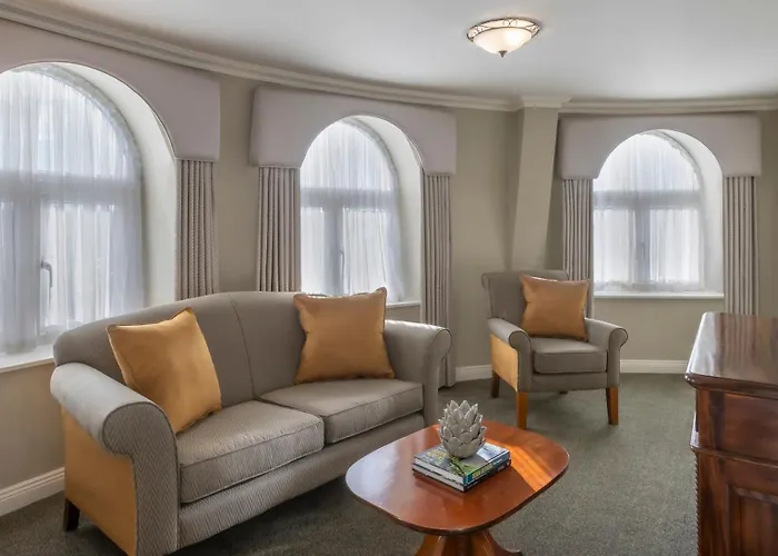 Bracken Court Hotel