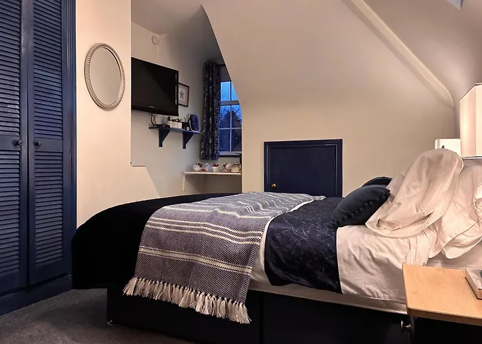 Inglewood Lodge B&B