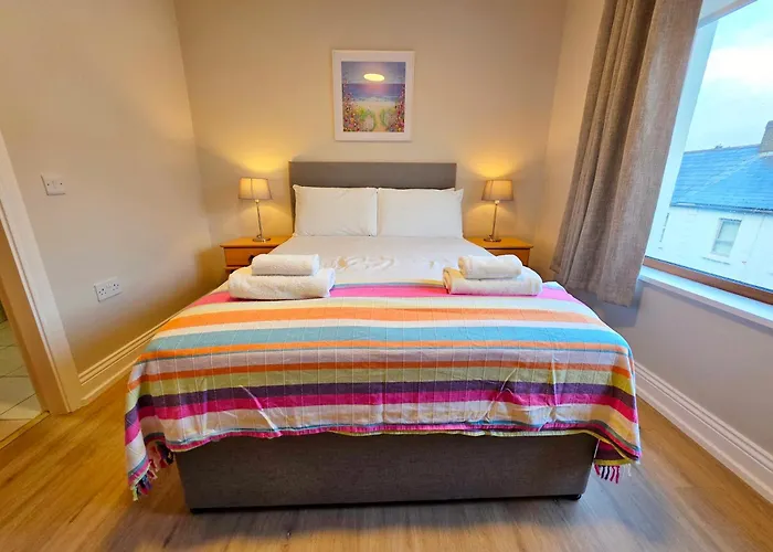 Donegan Court Aparthotel