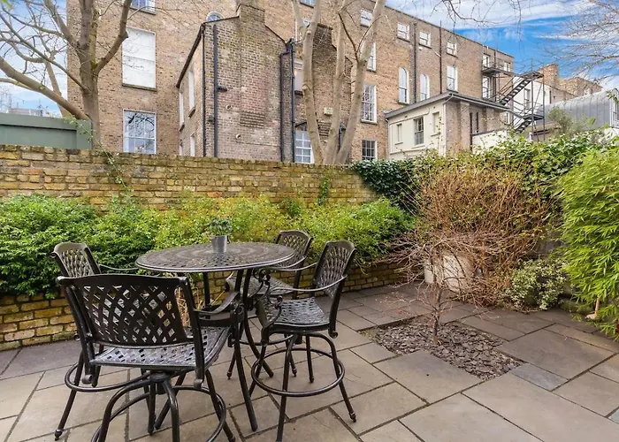 Spectacular 2 Bedroom Apartment With Sunny Garden & Terrace Dublin