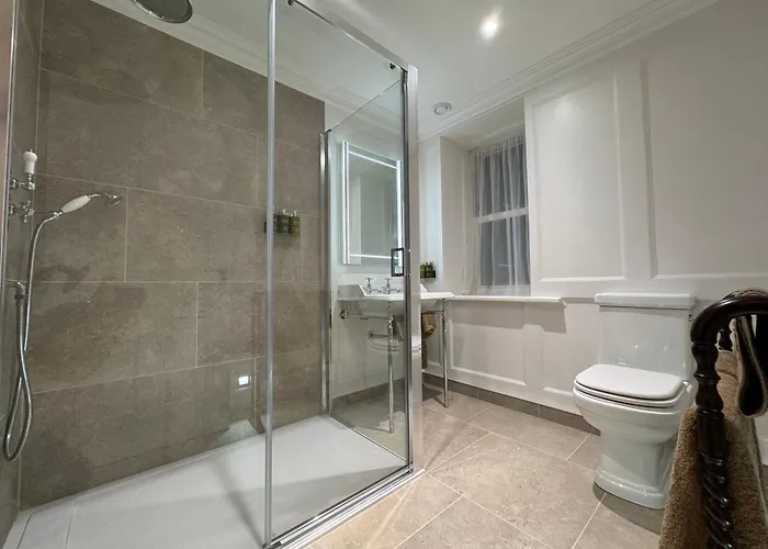 Cashel Regency Townhouse