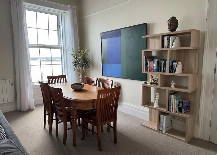 Anns Sea View Suite