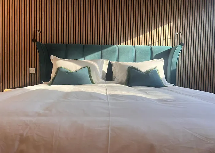 Lily'S Place