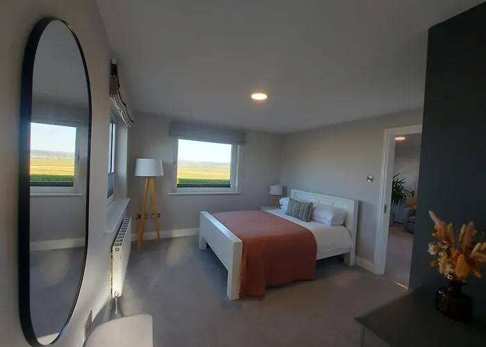 Sunny Hill View