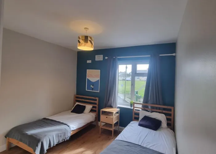 Rougey Lodge Hostel