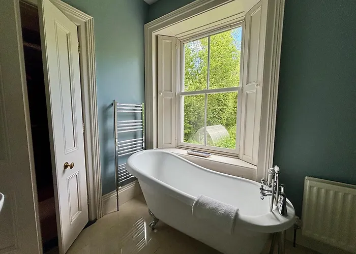 Blackhill Woods Retreat