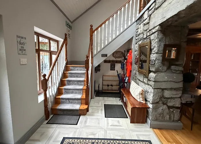 Salmon Weir Lodge