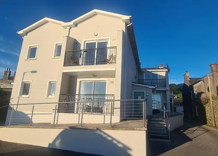 Ballycotton Holiday Apartment No 6 By Trident Holiday Homes