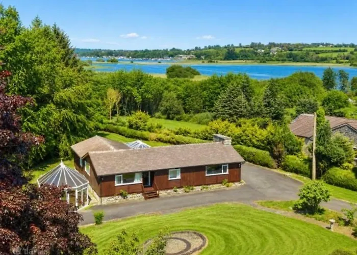 Athlone Country House Near Lake