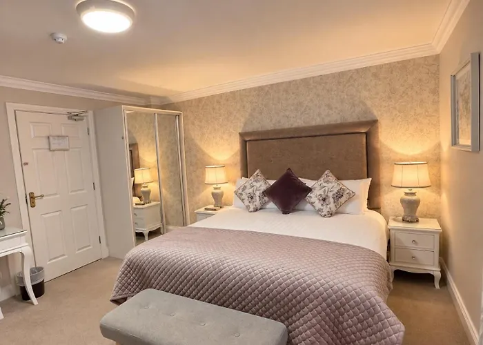 Kingfisher Lodge