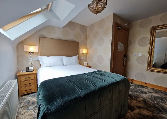 Lawlors Hotel